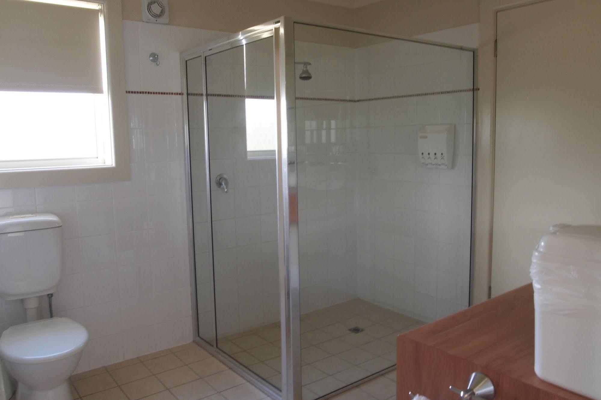 Alexander Cameron Suites Penola Dış mekan fotoğraf