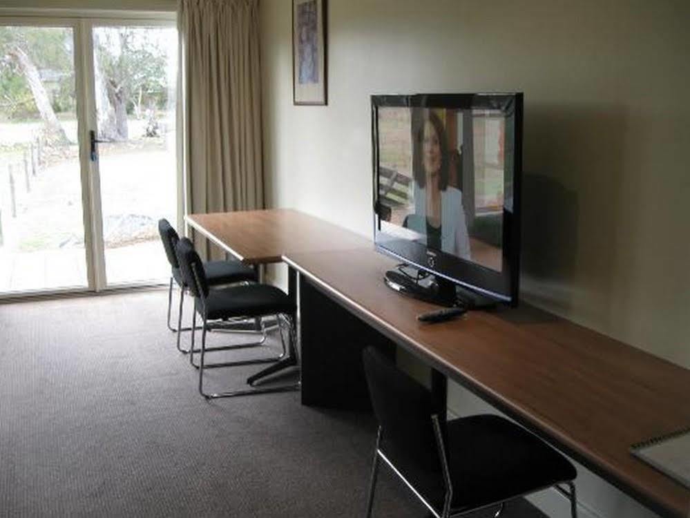 Alexander Cameron Suites Penola Dış mekan fotoğraf
